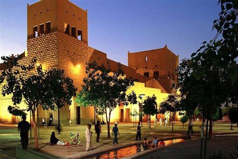 THE 10 BEST Restaurants Near King Abdulaziz Historical Center .